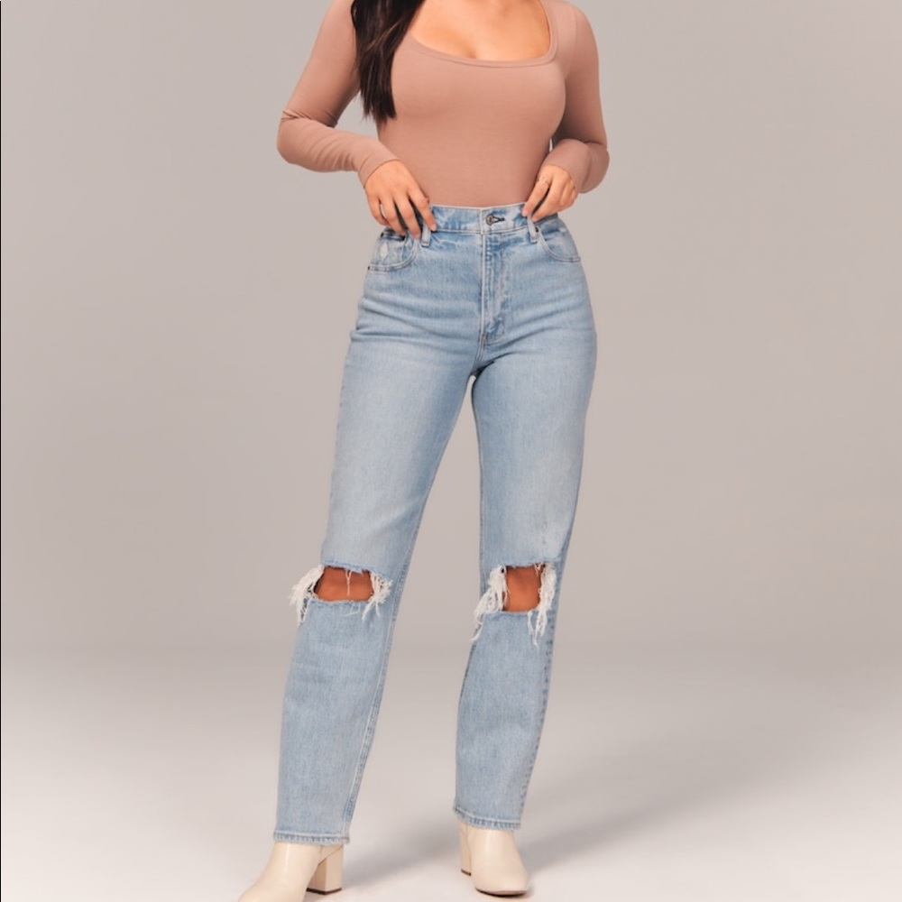 Abercrombie & Fitch Curve Love 90s Straight Ultra High Rise